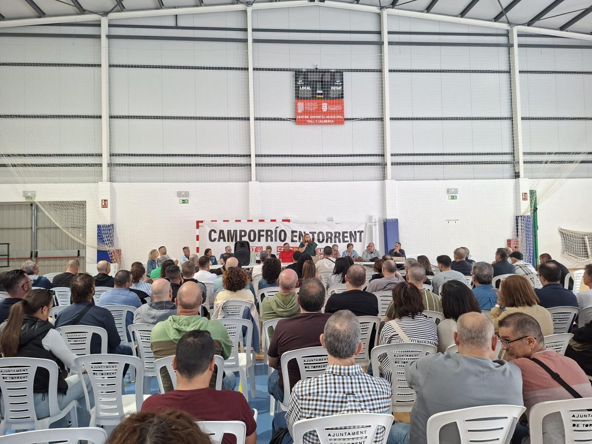 Asamblea de la plantilla de Campofrío.