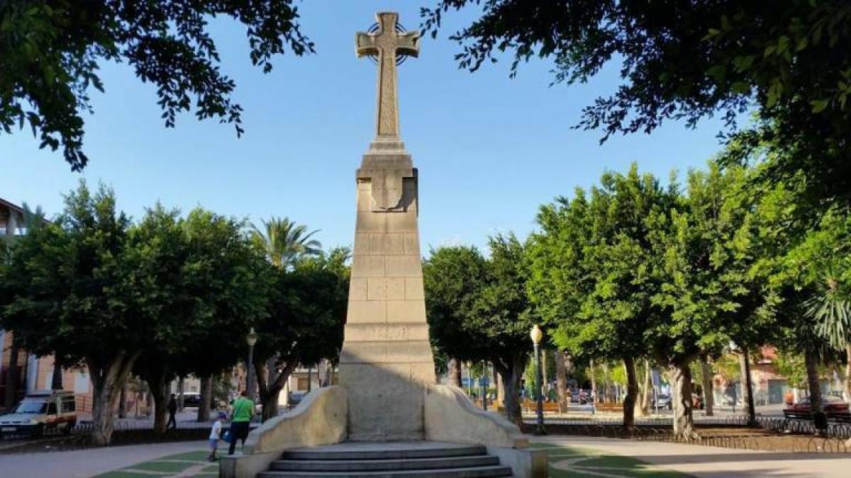 Cruz de los cados en Elche