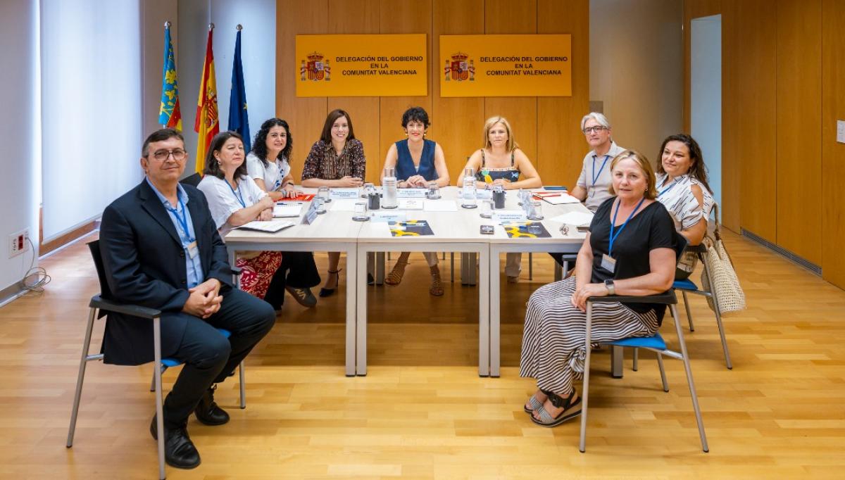 La Mesa del Diálogo Social aborda el desarrollo del proceso de regularización