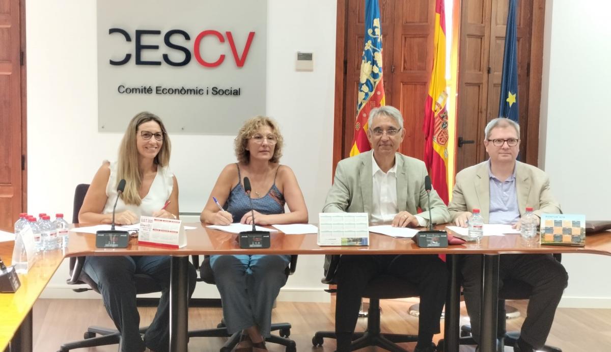 Signatura del Conveni collectiu d'hostaleria de Castell.
