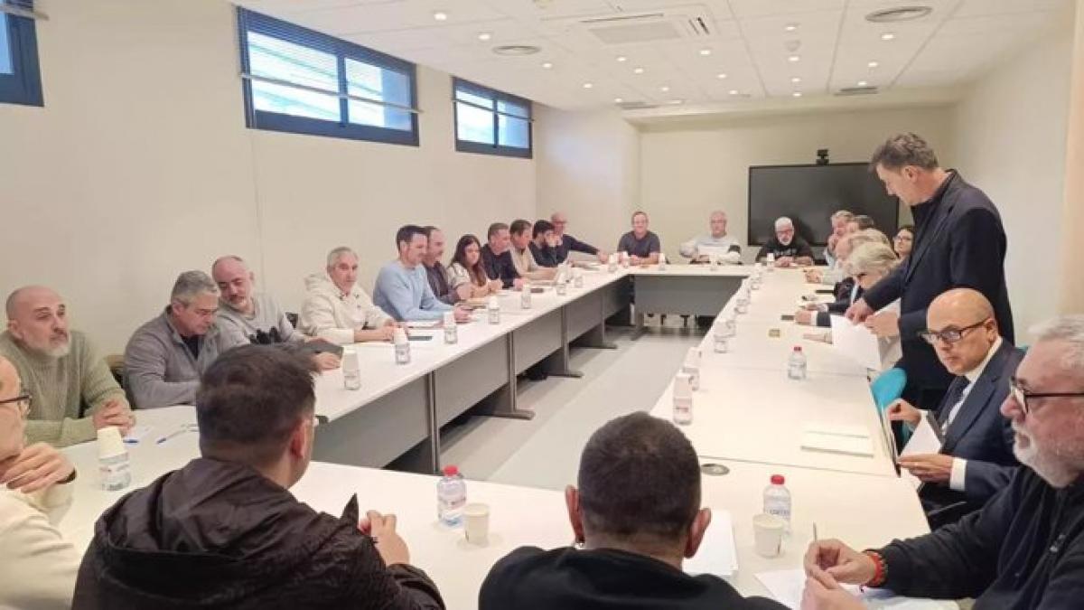 El preacuerdo supone avances salariales, de jornada y salud laboral